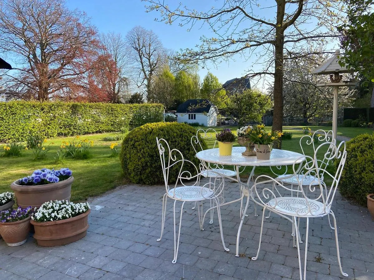 B&B Aline Florentine - Adults Only - Luxury B&B - Chambres D'Hotes - Zimmer Frei Kortenberg Belgium