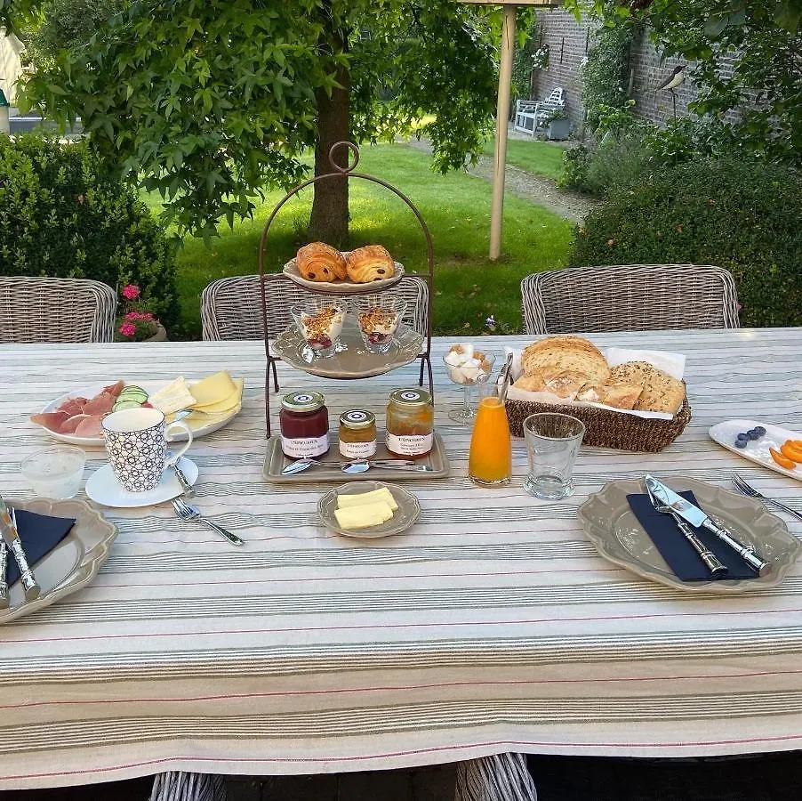 B&B Aline Florentine - Adults Only - Luxury B&B - Chambres D'Hotes - Zimmer Frei Kortenberg Bed & Breakfast